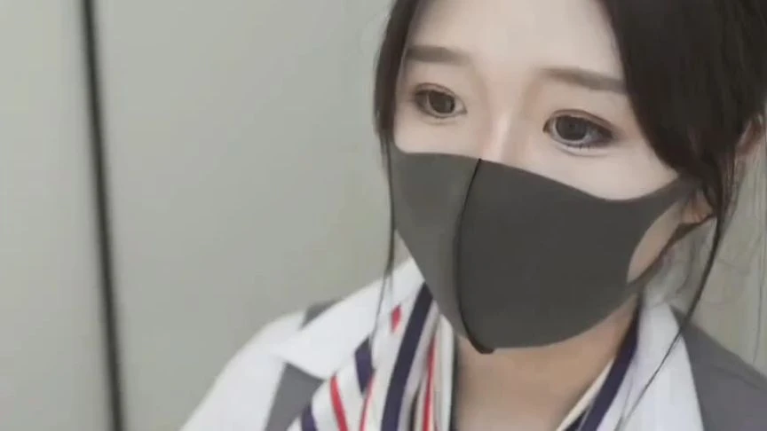 服务公告、规则更新与重要提醒画面